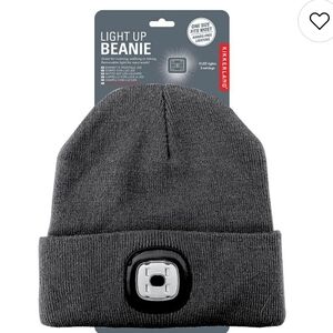 Kikkerland Light Up Beanie